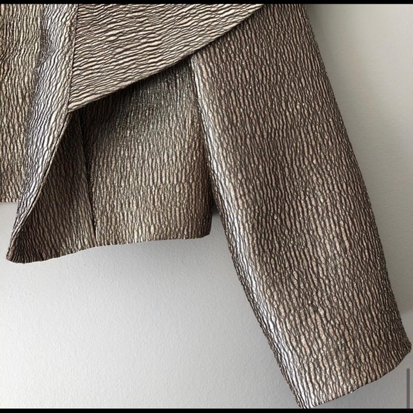 HP❤️Michael America Red Collection, Made in NYC
Bought at Macy’s in DC - Picture 5 of 10